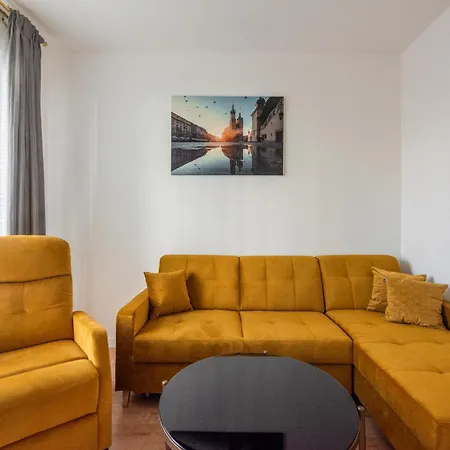 Golden Deluxe Old Town, Terrace, High Standard, 2 *